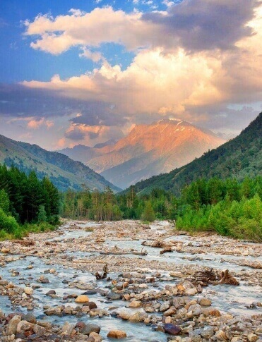 Фотошпалери Гірська річечка